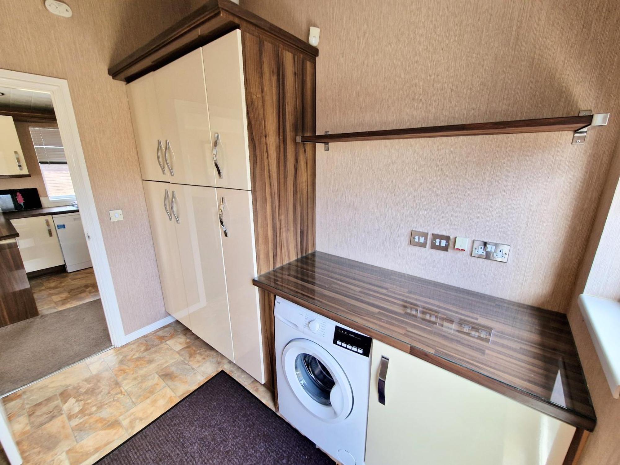 Villa Benarty 11 With Private Hot Tub - Fife - Loch Leven - Lomond Hills - Pet Friendly Kelty Exterior foto